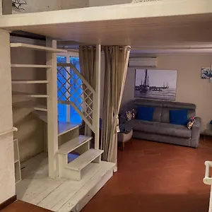 Appartamento Il Nido Sul Mare A Dei Marmi